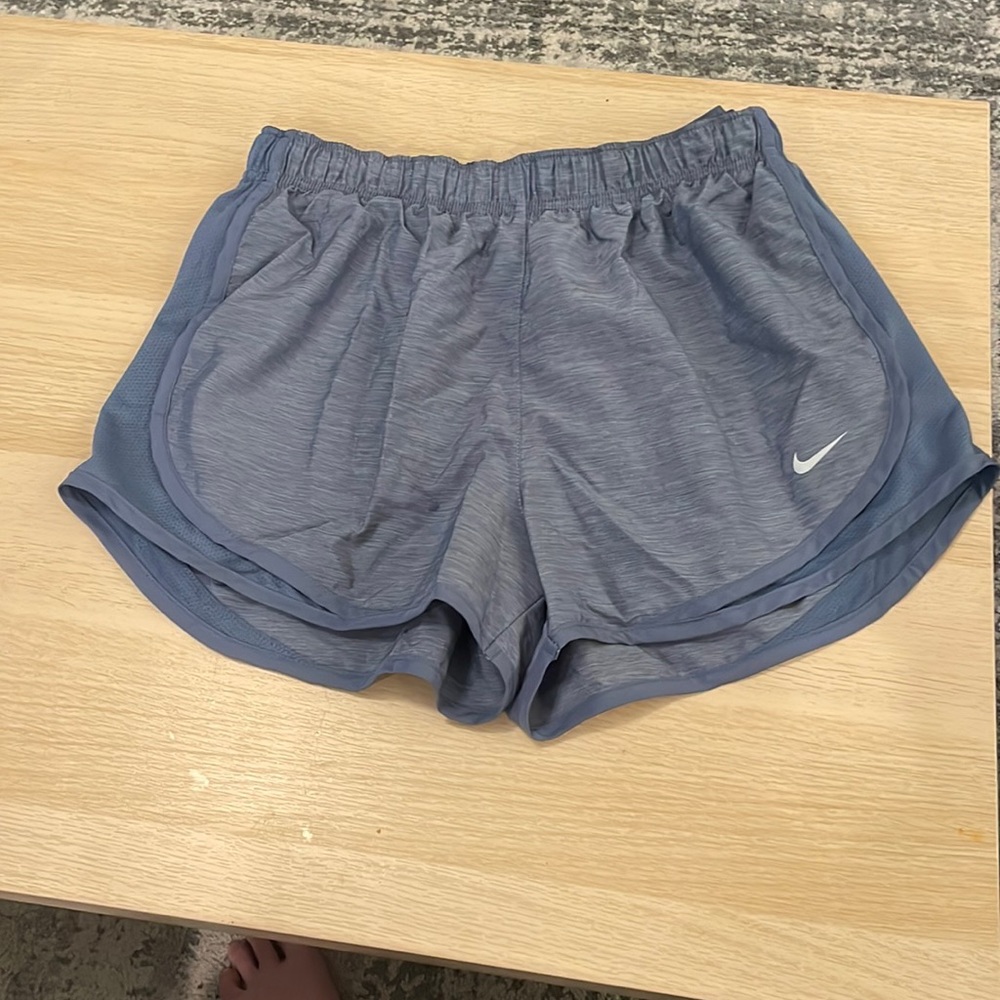Nike running shorts size medium